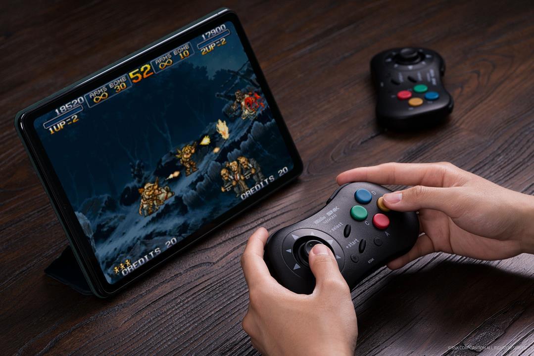 Novo controle da 8BitDo baseado no Neo Geo é revelado e chega em agosto